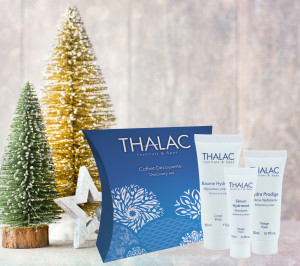 white scene wall floor blue christmas objects decoration 3d rendering